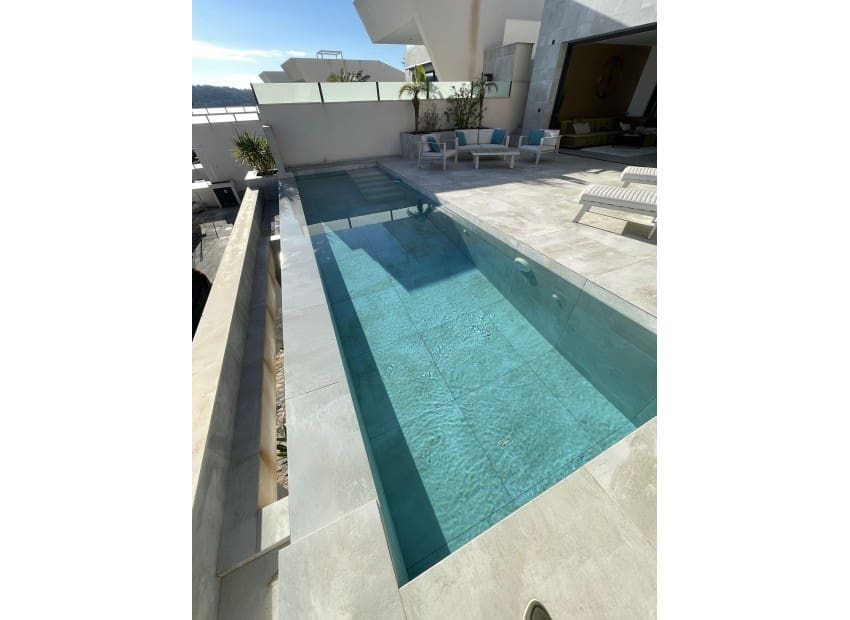4 quarto Moradia para venda em Ciudad Quesada com piscina garagem - 699 000 € (Ref: 9898358)