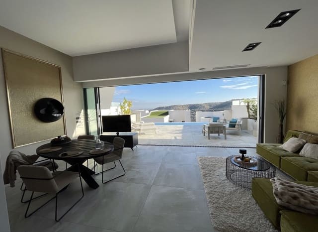 4 quarto Moradia para venda em Ciudad Quesada, Rojales com piscina garagem - 699 000 € (Ref: 9898358)