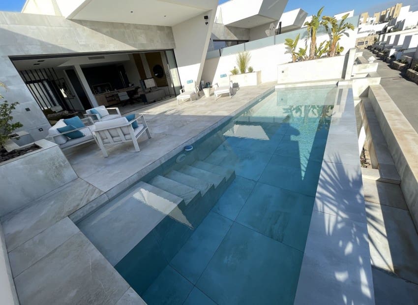 4 quarto Moradia para venda em Ciudad Quesada com piscina garagem - 699 000 € (Ref: 9898358)