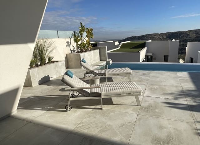 4 soveværelse Villa til salg i Ciudad Quesada, Rojales med swimmingpool garage - € 699.000 (Ref: 9898358)