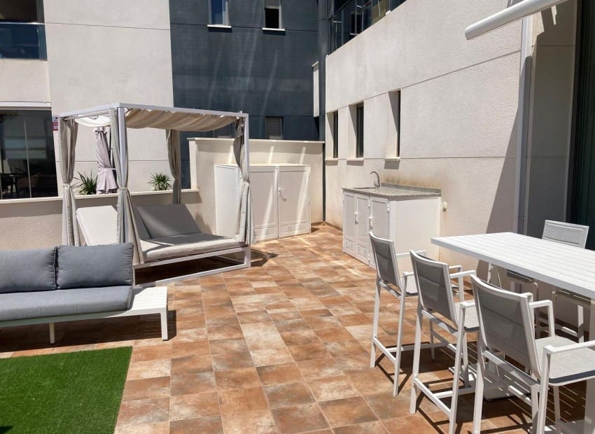 2 slaapkamer Appartement te koop in Los Dolses met zwembad garage - € 340.000 (Ref: 9898359)