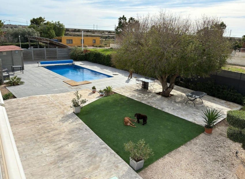 5 sovrum Villa till salu i Crevillente / Crevillent med pool - 465 000 € (Ref: 9898361)