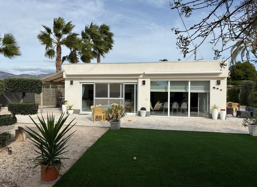 5 sovrum Villa till salu i Crevillente / Crevillent med pool - 465 000 € (Ref: 9898361)