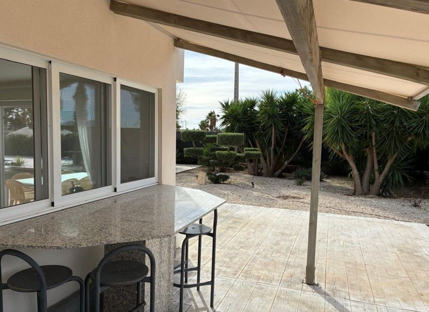 5 sovrum Villa till salu i Crevillente / Crevillent med pool - 465 000 € (Ref: 9898361)