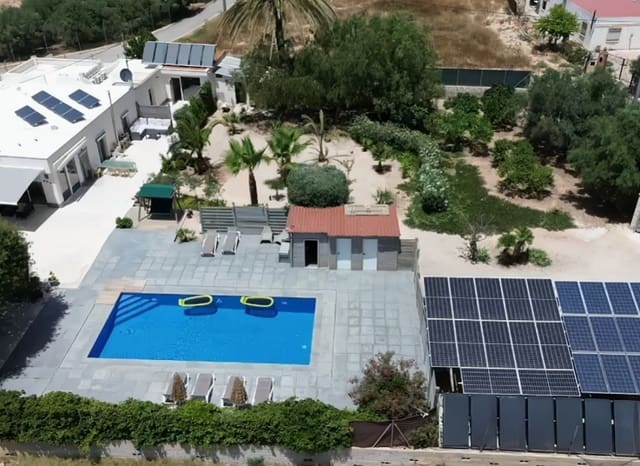 5 soverom Villa til salgs i Crevillente / Crevillent med svømmebasseng garasje - € 465 000 (Ref: 9898361)