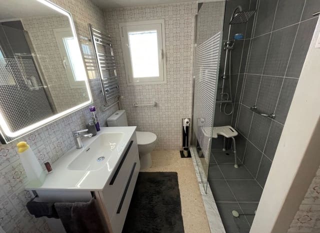2 bedroom Villa for sale in Pueblo - Urbanizaciones, Alfaz del Pi / L'Alfàs del Pi with pool garage - € 299,999 (Ref: 9898362)