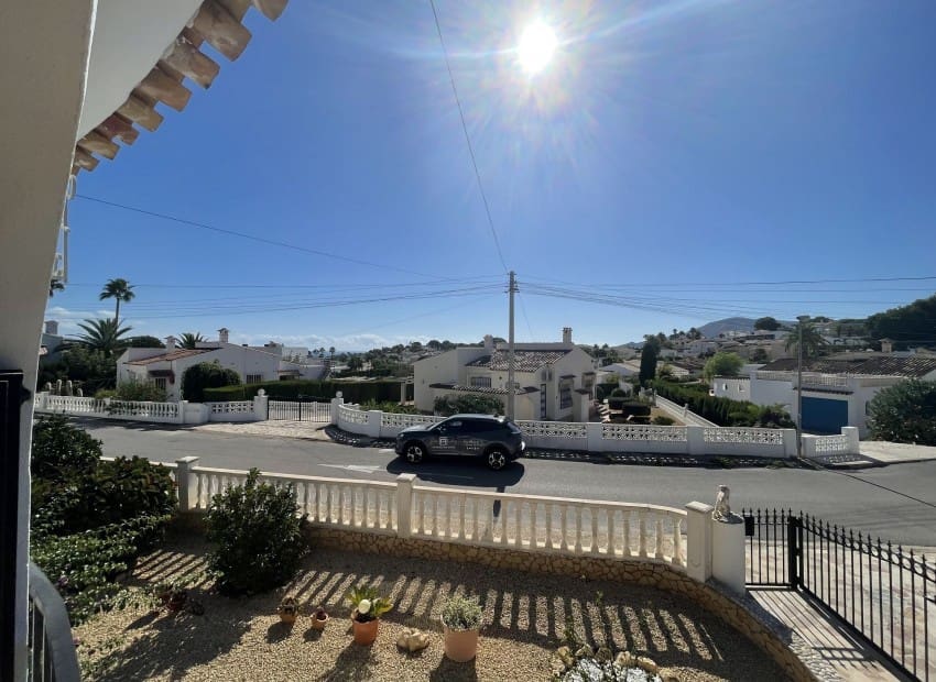 2 camera da letto Villa in vendita in Alfaz del Pi / L'Alfas del Pi con piscina garage - 299.999 € (Rif: 9898362)