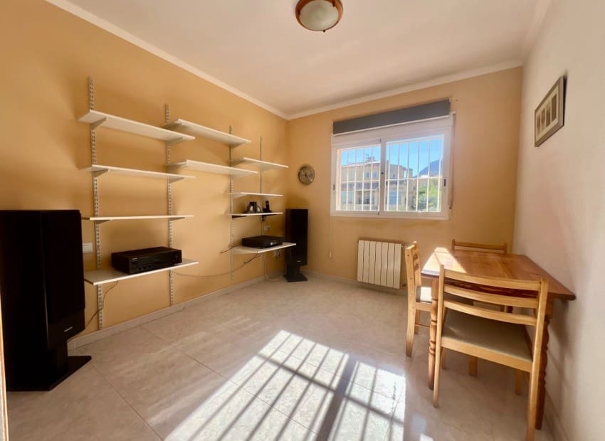 5 slaapkamer Halfvrijstaande villa te koop in La Nucia met zwembad garage - € 399.000 (Ref: 9899807)
