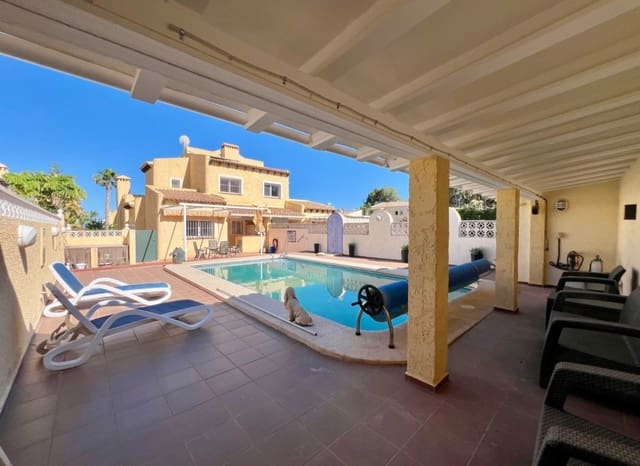 5 slaapkamer Halfvrijstaande villa te koop in Coloma  , La Nucia met zwembad garage - € 399.000 (Ref: 9899807)