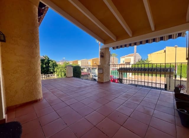 5 slaapkamer Halfvrijstaande villa te koop in Coloma  , La Nucia met zwembad garage - € 399.000 (Ref: 9899807)
