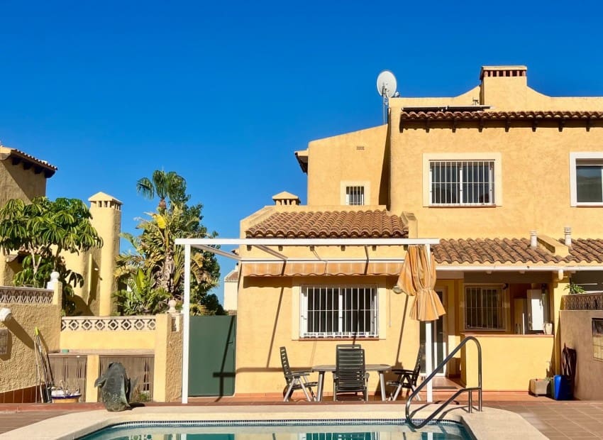 5 slaapkamer Halfvrijstaande villa te koop in La Nucia met zwembad garage - € 399.000 (Ref: 9899807)