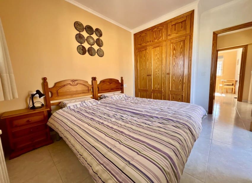 5 slaapkamer Halfvrijstaande villa te koop in La Nucia met zwembad garage - € 399.000 (Ref: 9899807)
