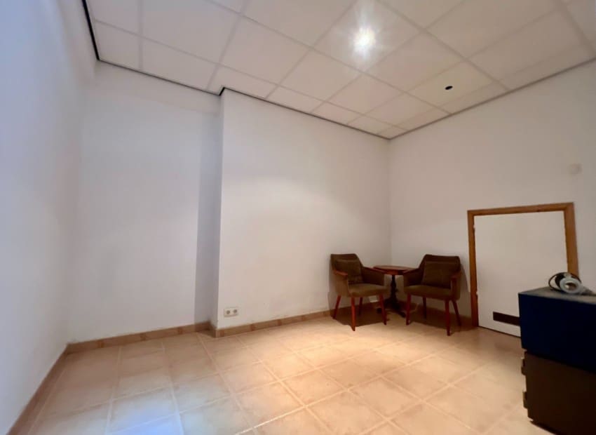 5 slaapkamer Halfvrijstaande villa te koop in La Nucia met zwembad garage - € 399.000 (Ref: 9899807)