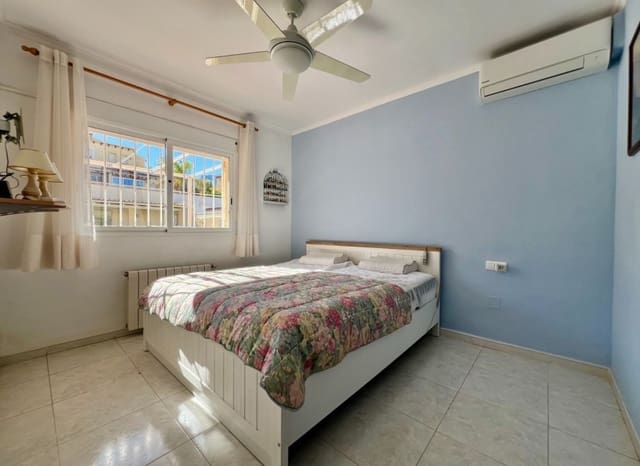5 slaapkamer Halfvrijstaande villa te koop in Coloma  , La Nucia met zwembad garage - € 399.000 (Ref: 9899807)