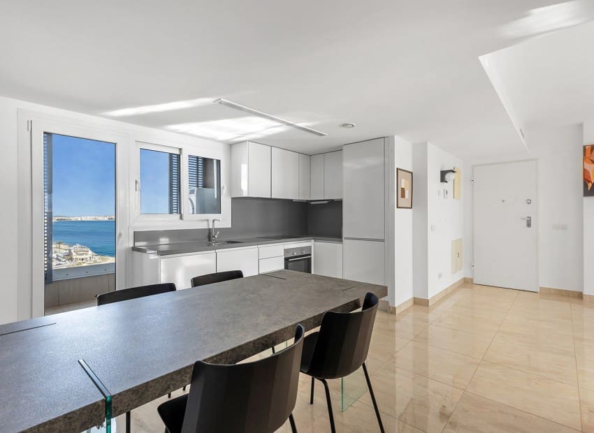 3 sovrum Takvåning till salu i Punta Prima med pool garage - 765 000 € (Ref: 9899870)