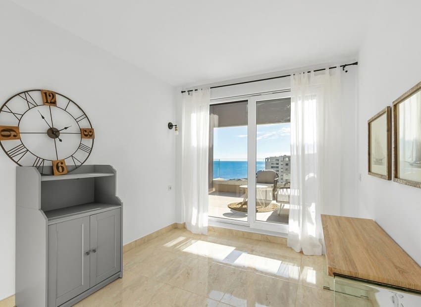 3 sovrum Takvåning till salu i Punta Prima med pool garage - 765 000 € (Ref: 9899870)