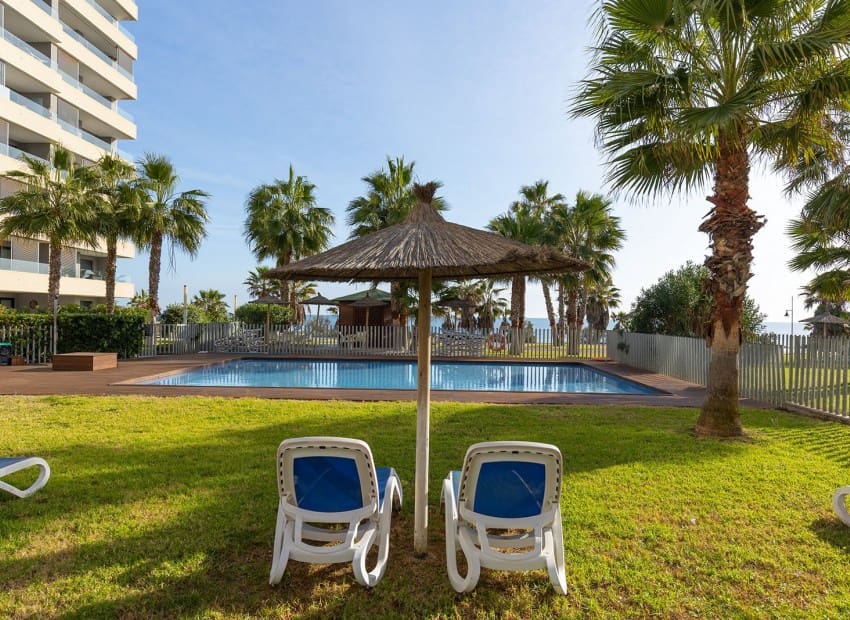 3 sovrum Takvåning till salu i Punta Prima med pool garage - 765 000 € (Ref: 9899870)