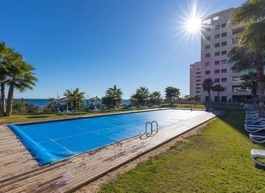 3 sovrum Takvåning till salu i Punta Prima med pool garage - 765 000 € (Ref: 9899870)