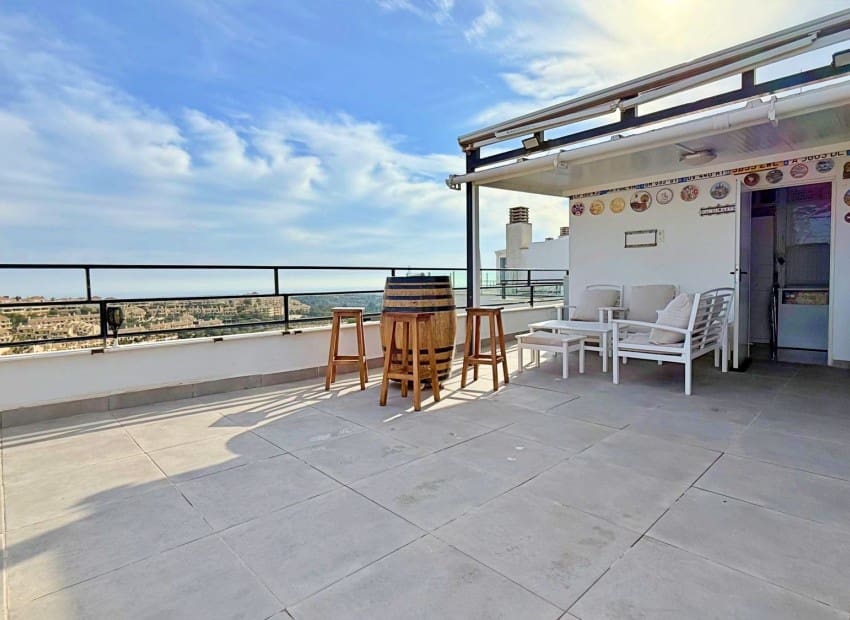 2 sovrum Takvåning till salu i Campoamor med pool - 299 000 € (Ref: 9899871)