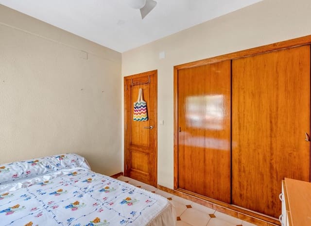 4 sypialnia Willa na sprzedaż w Rocio del Mar, Torrevieja z basenem - 656 000 € (Ref: 9902186)