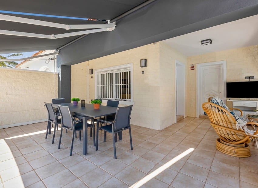 4 sypialnia Willa na sprzedaż w Rocio del Mar z basenem - 656 000 € (Ref: 9902186)