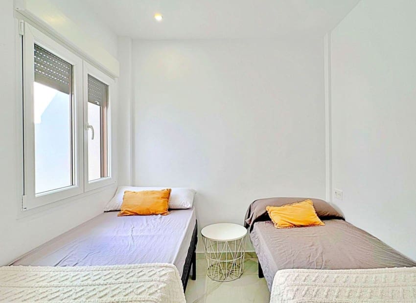 3 bedroom Townhouse for sale in Los Balcones - € 326,000 (Ref: 9902187)