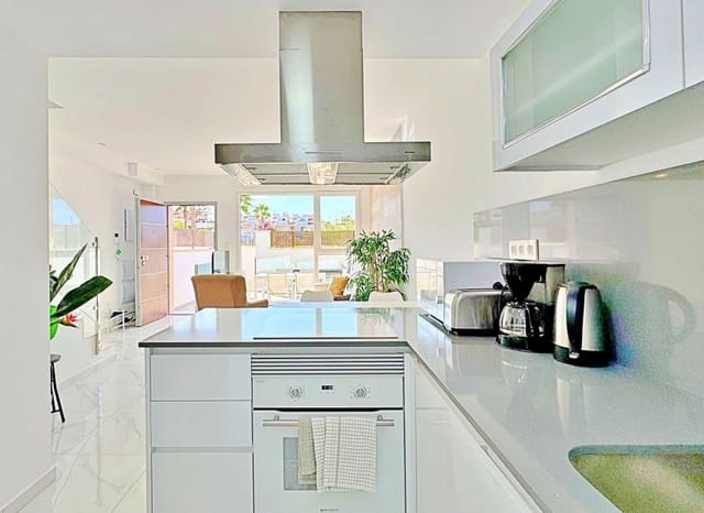3 bedroom Townhouse for sale in Los Balcones - € 326,000 (Ref: 9902187)