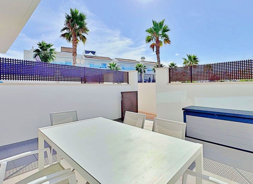 3 bedroom Townhouse for sale in Los Balcones - € 326,000 (Ref: 9902187)