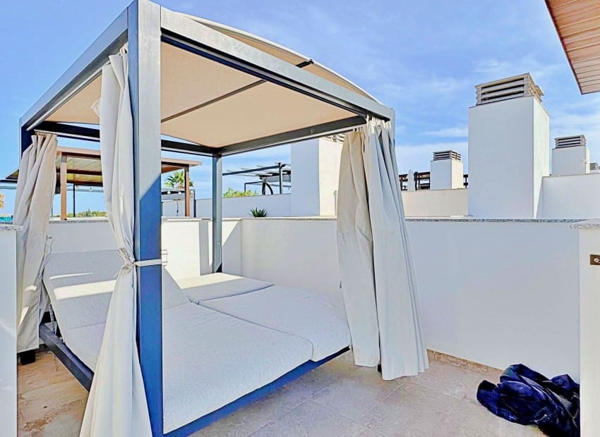 3 bedroom Townhouse for sale in Los Balcones - € 326,000 (Ref: 9902187)