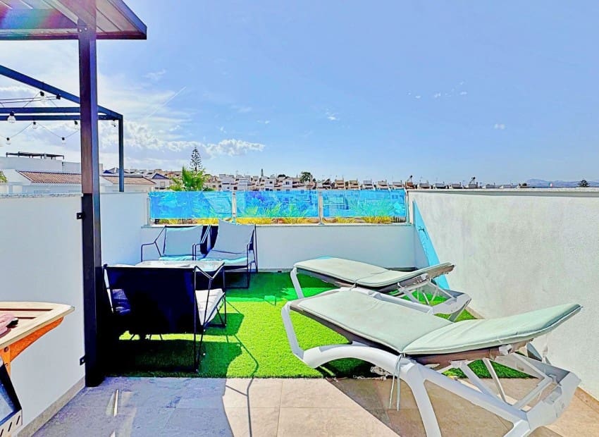 3 bedroom Townhouse for sale in Los Balcones - € 326,000 (Ref: 9902187)