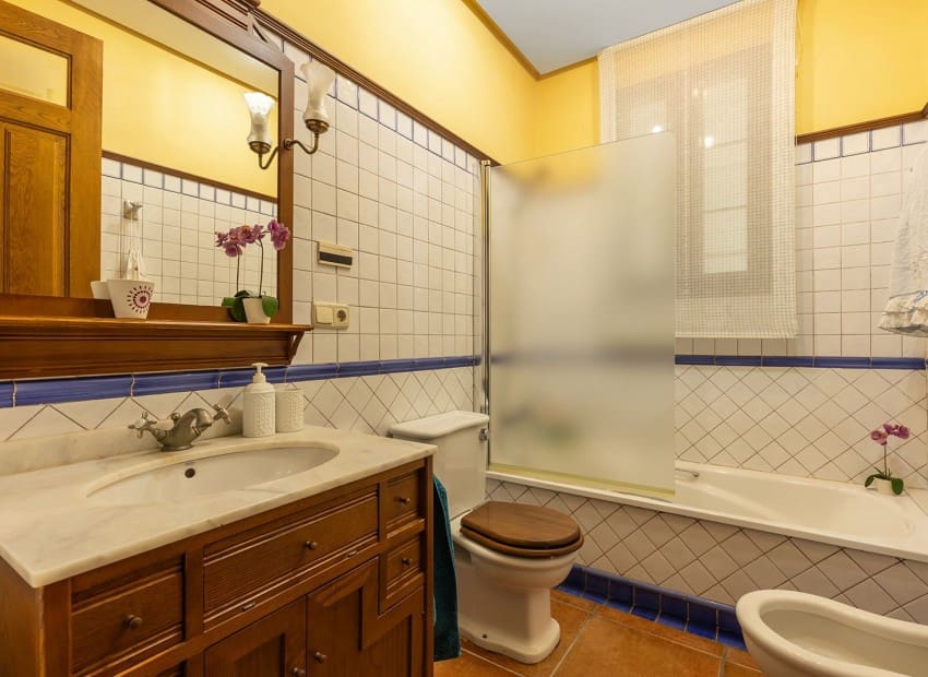 Chalet de 5 habitaciones en La Veleta en venta con piscina garaje - 2.490.000 € (Ref: 9902188)