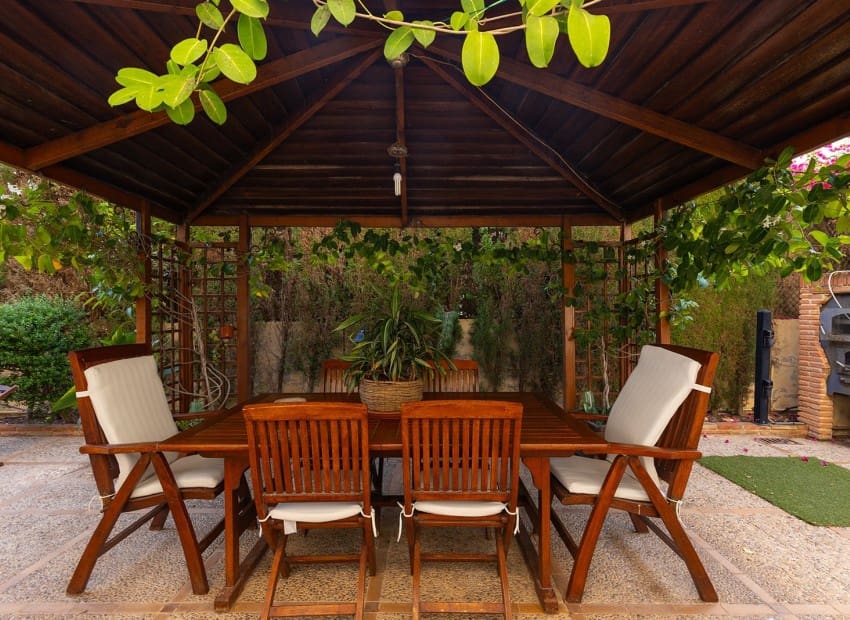 Chalet de 5 habitaciones en La Veleta en venta con piscina garaje - 2.490.000 € (Ref: 9902188)