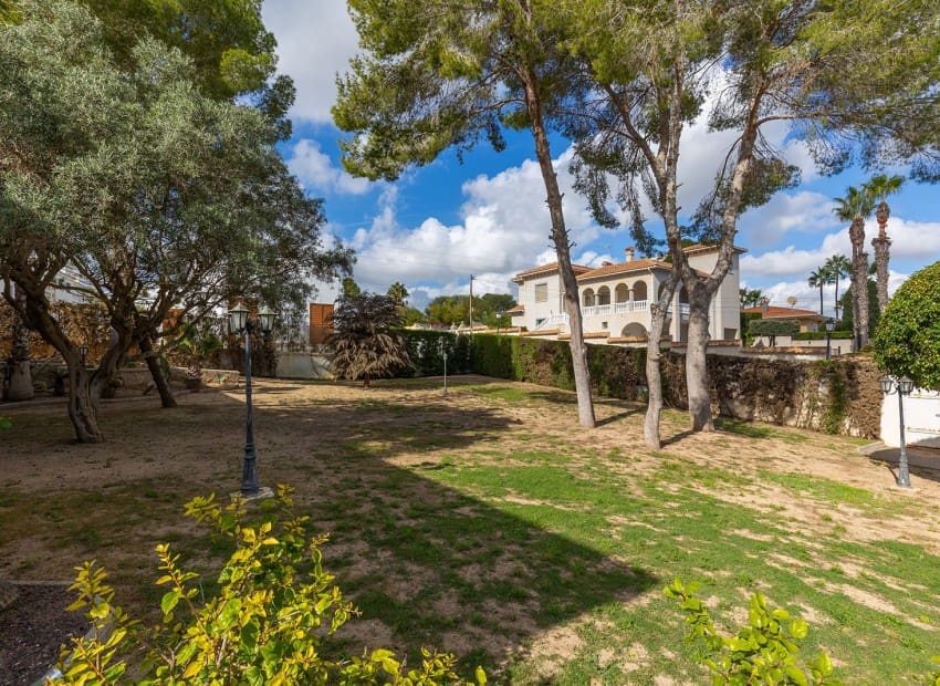 5 sovrum Villa till salu i Filipinas med pool garage - 599 900 € (Ref: 9902189)