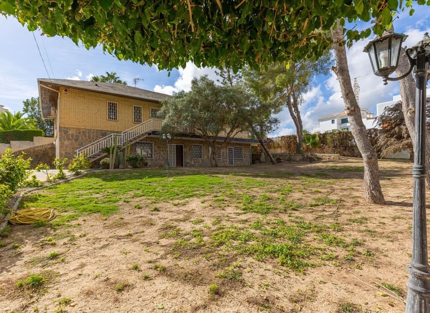 5 sovrum Villa till salu i Filipinas med pool garage - 599 900 € (Ref: 9902189)