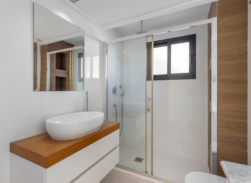 5 sovrum Villa till salu i La Zenia med pool - 895 000 € (Ref: 9902331)