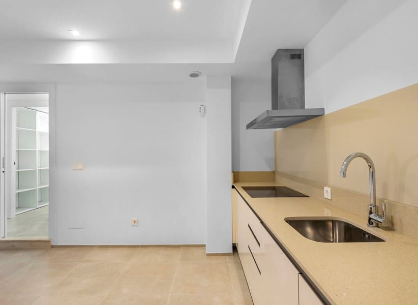 5 sovrum Villa till salu i La Zenia med pool - 895 000 € (Ref: 9902331)