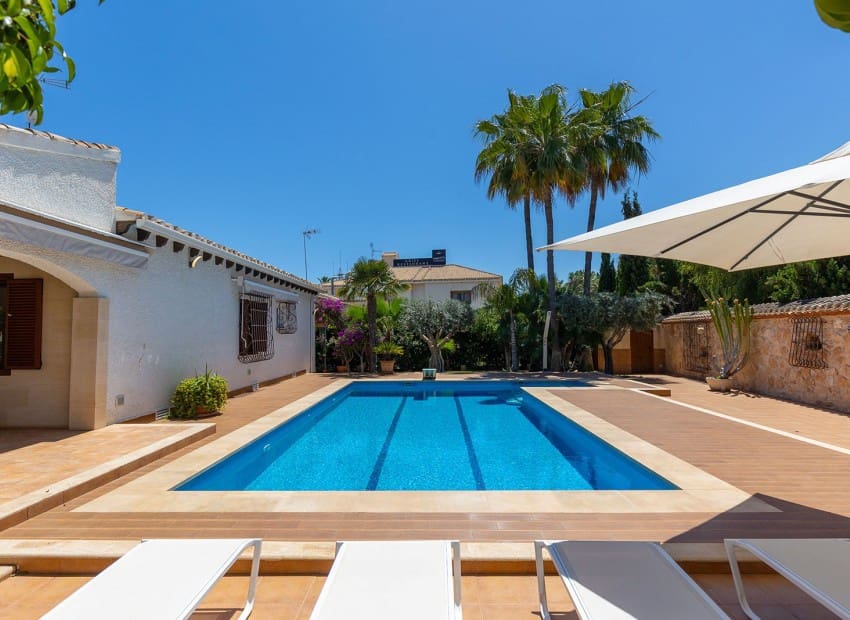 4 soverom Villa til salgs i Orihuela Costa med svømmebasseng - € 699 950 (Ref: 9902332)