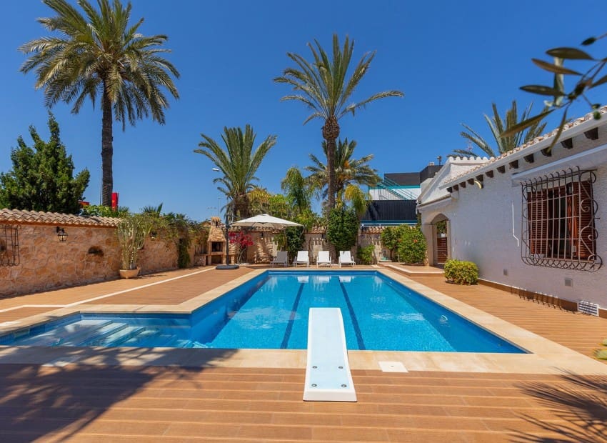 4 soverom Villa til salgs i Orihuela Costa med svømmebasseng - € 699 950 (Ref: 9902332)