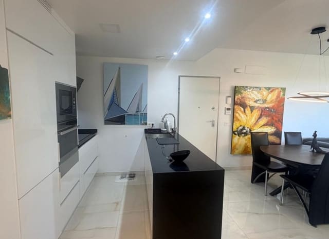 3 quarto Apartamento para venda em Los Altos com piscina garagem - 300 000 € (Ref: 9902440)