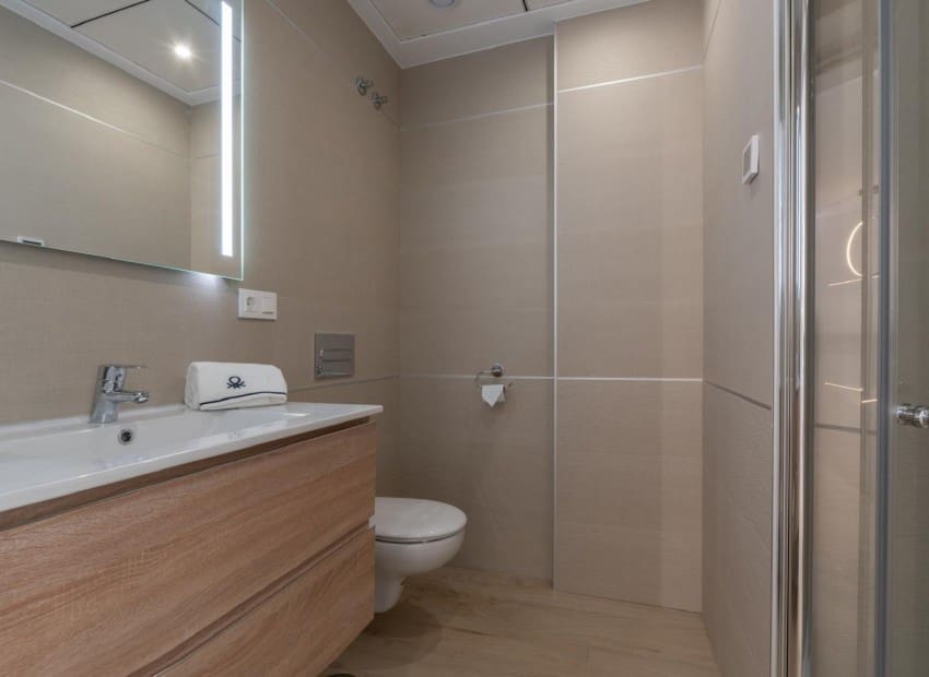 2 Zimmer Apartment zu verkaufen in Finestrat mit Pool Garage - 340.000 € (Ref: 9902736)