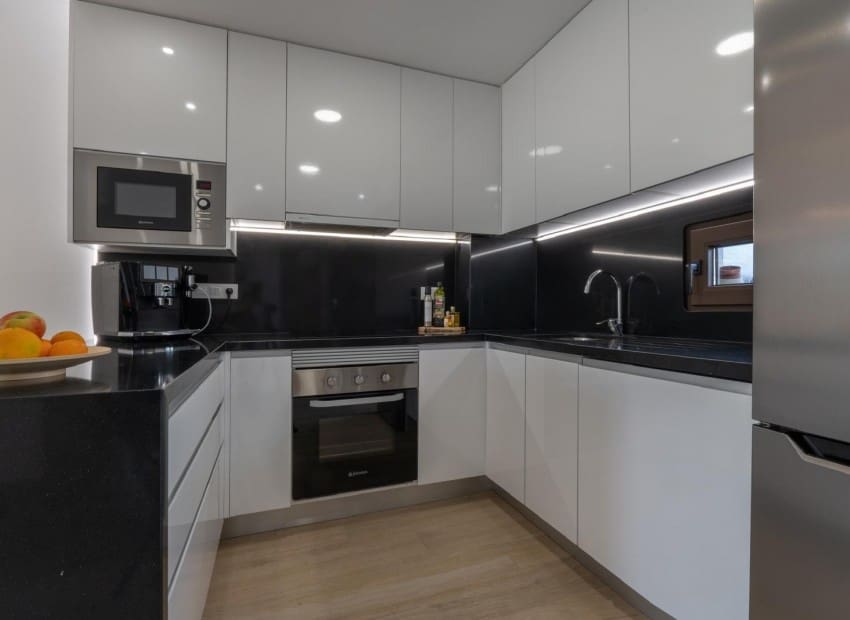 2 Zimmer Apartment zu verkaufen in Finestrat mit Pool Garage - 340.000 € (Ref: 9902736)