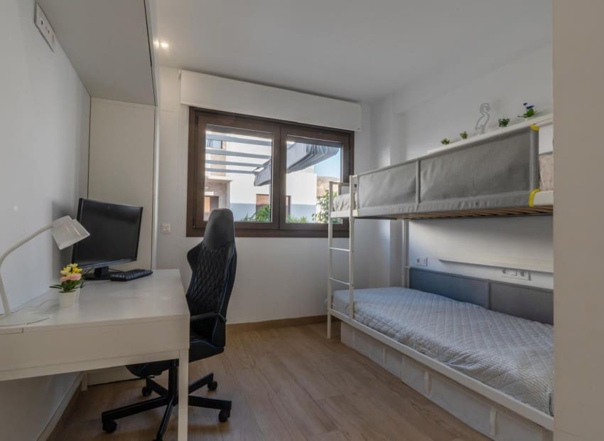 2 Zimmer Apartment zu verkaufen in Finestrat mit Pool Garage - 340.000 € (Ref: 9902736)