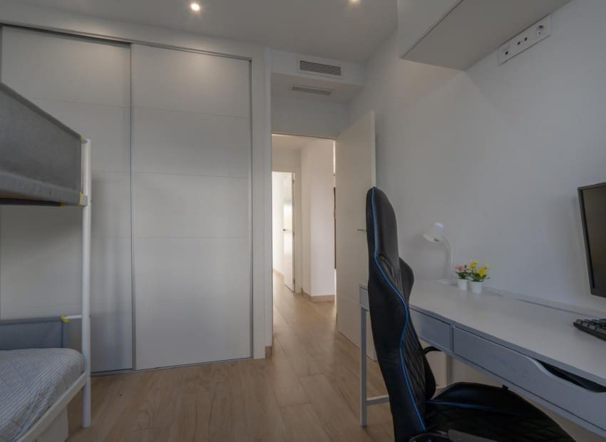 2 Zimmer Apartment zu verkaufen in Finestrat mit Pool Garage - 340.000 € (Ref: 9902736)