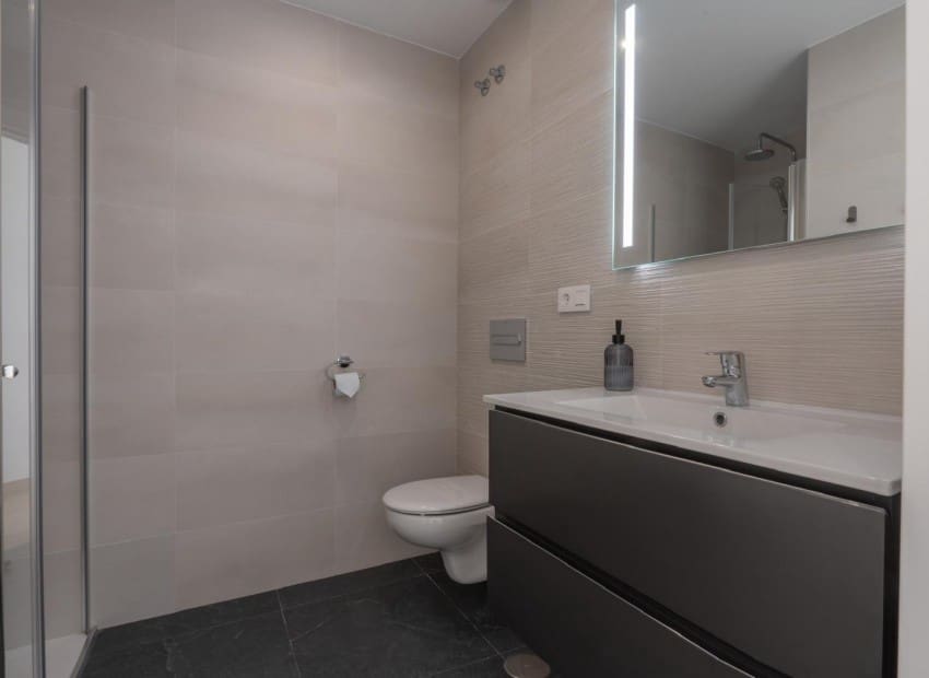 2 Zimmer Apartment zu verkaufen in Finestrat mit Pool Garage - 340.000 € (Ref: 9902736)