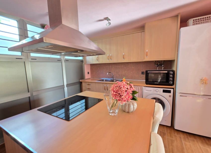 1 Zimmer Apartment zu verkaufen in Altea la Vella mit Pool - 247.000 € (Ref: 9908911)