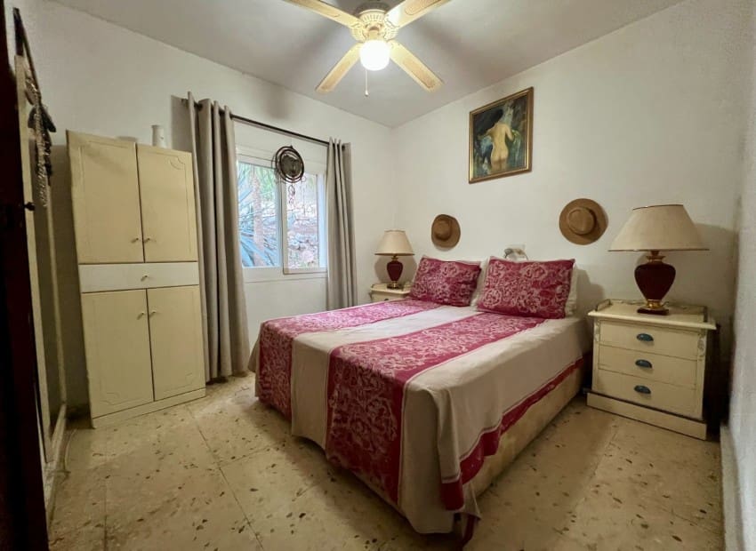 9 quarto Moradia para venda em Altea la Vella com piscina - 650 000 € (Ref: 9909714)