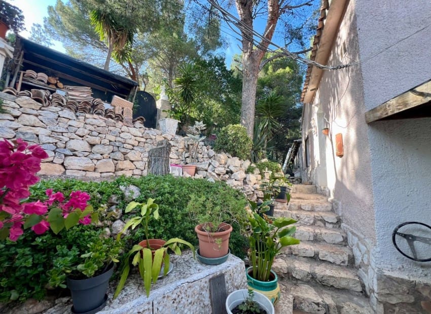 9 quarto Moradia para venda em Altea la Vella com piscina - 650 000 € (Ref: 9909714)
