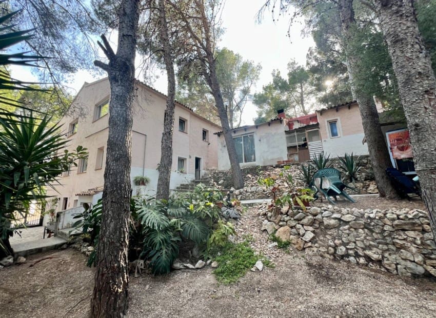 9 quarto Moradia para venda em Altea la Vella com piscina - 650 000 € (Ref: 9909714)