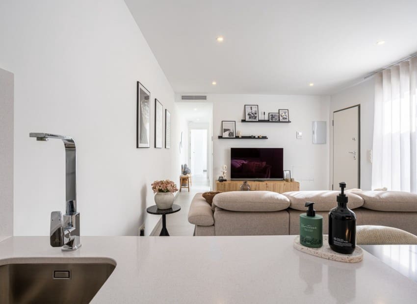 Chalet de 3 habitaciones en Roldan en venta con piscina - 327.000 € (Ref: 9911815)