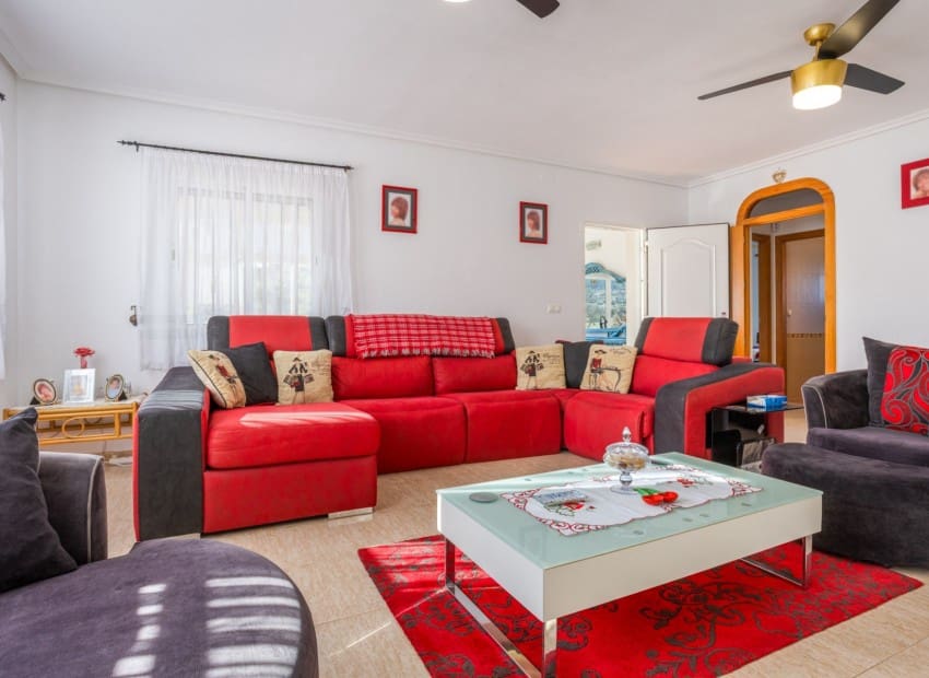 3 sypialnia Finka/Dom wiejski na sprzedaż w Miasto Murcja z basenem garażem - 395 000 € (Ref: 9911821)